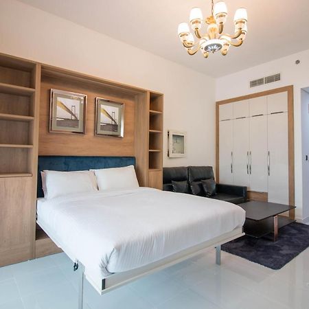 Furnished Studio, Close To All Amenties! - Resortz 11 ドバイ エクステリア 写真