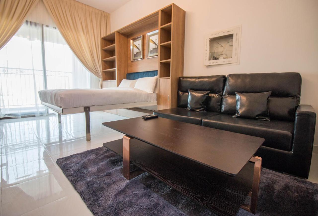 Furnished Studio, Close To All Amenties! - Resortz 11 ドバイ エクステリア 写真